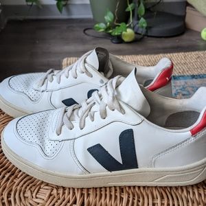Veja v10 colorblock